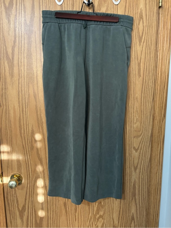 lululemon athletica Pants - Lululemon Softstreme High-Rise Straight-Legged Cropped Pants